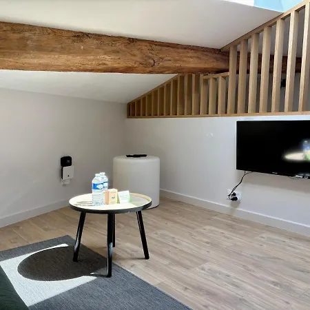 Nes - T1 Bis 1 Lit 1 Salle De Bain *