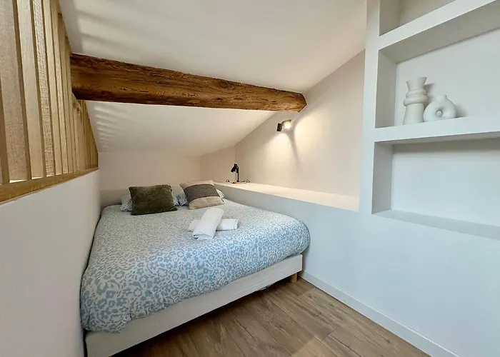 Nes - T1 Bis 1 Lit 1 Salle De Bain *